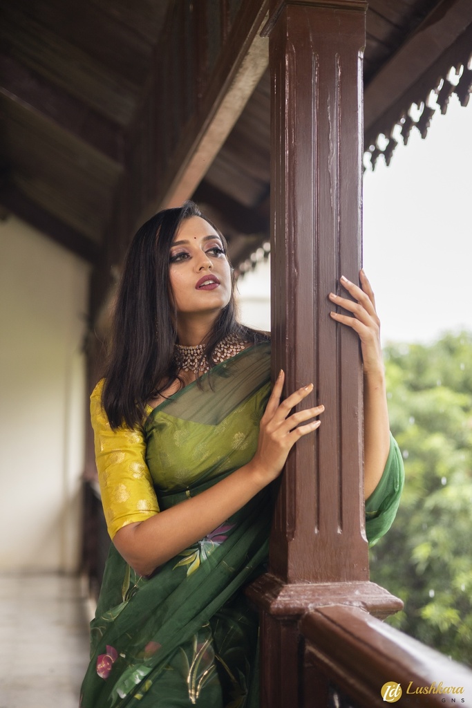 Lushkara Hand Painted Forest Green Organza Saree with Tassels With Sweetheart Neck Blouse