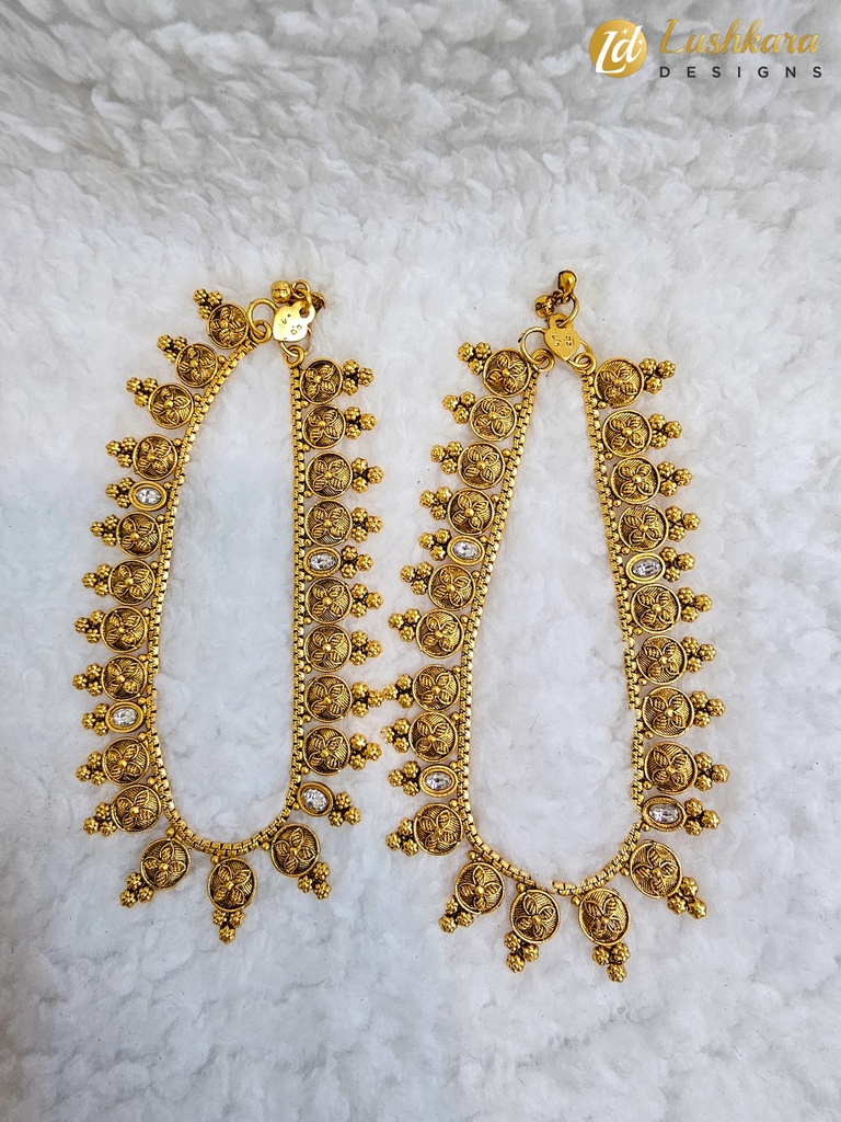 Lushkara Elegant Golden Coin Anklets