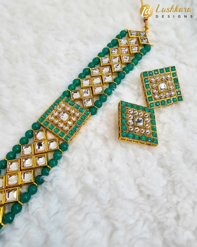 Lushkara Emerald Square Kundan Choker Set