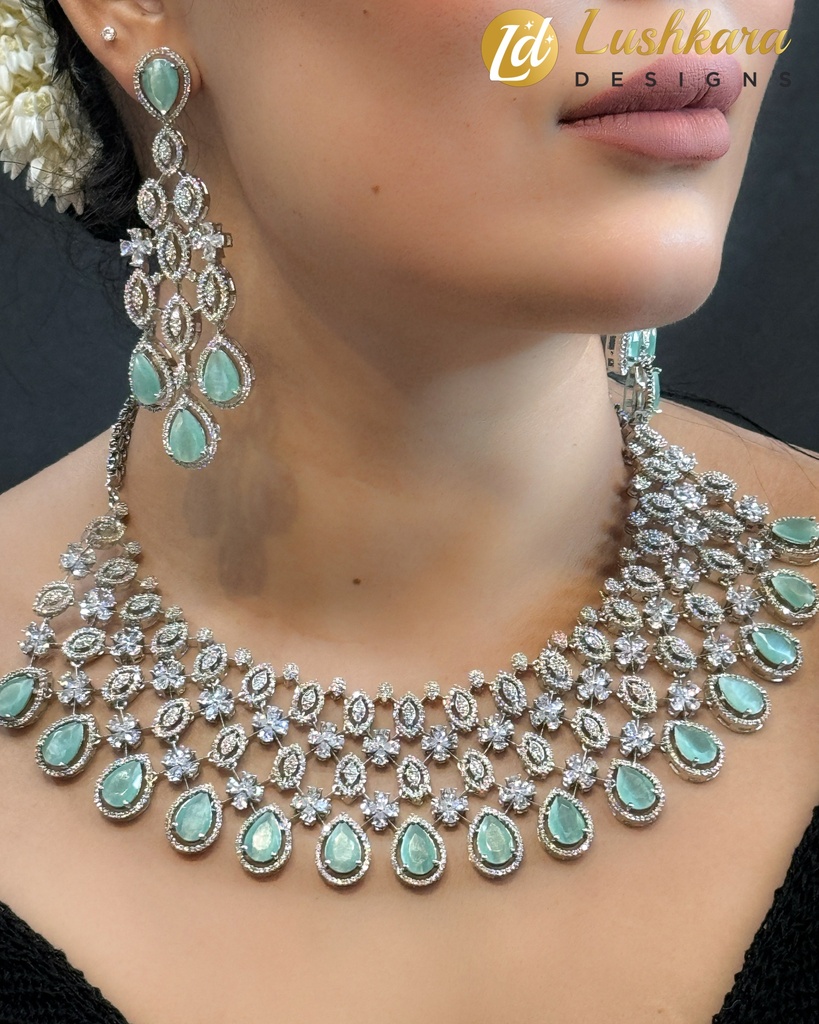  Lushkara Regal Mint Neckset: Grace in Every Detail