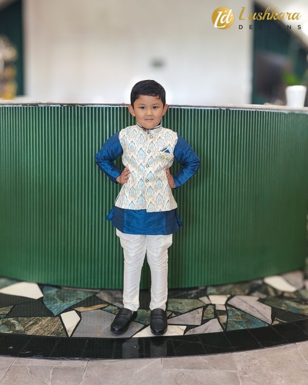 Lushkara Blue and White Kids' Kurta Set - Image 2