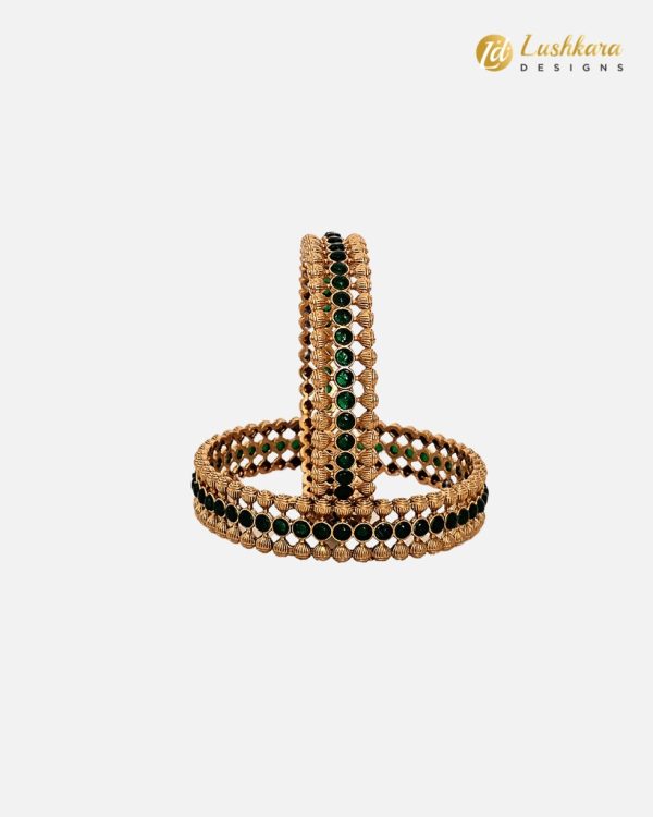 Lushkara Gold Beaded Bandle Green Stone in the Middle Bangle - Image 4