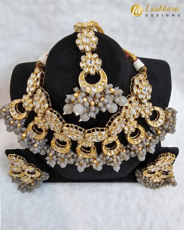 Lushkara Grey Beaded Kundan Necklace Set - Image 2
