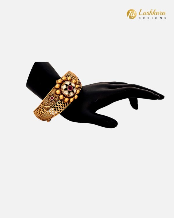 Lushkara Kundan Cuff Bracelet - Image 5