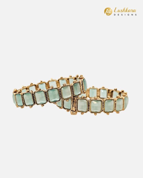 Lushkara Openable Bangle With Square Stone - Image 4