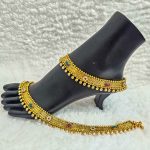 Lushkara Radiant Gold and Pearl Anklets