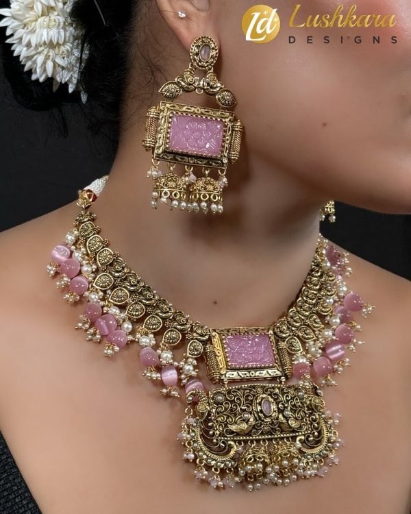 Lushkara Rose Vintage Neckset: Grace in Every Detail