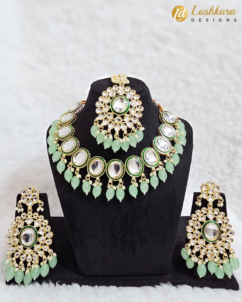 Lushkara Royal Emerald Kundan Necklace Set
