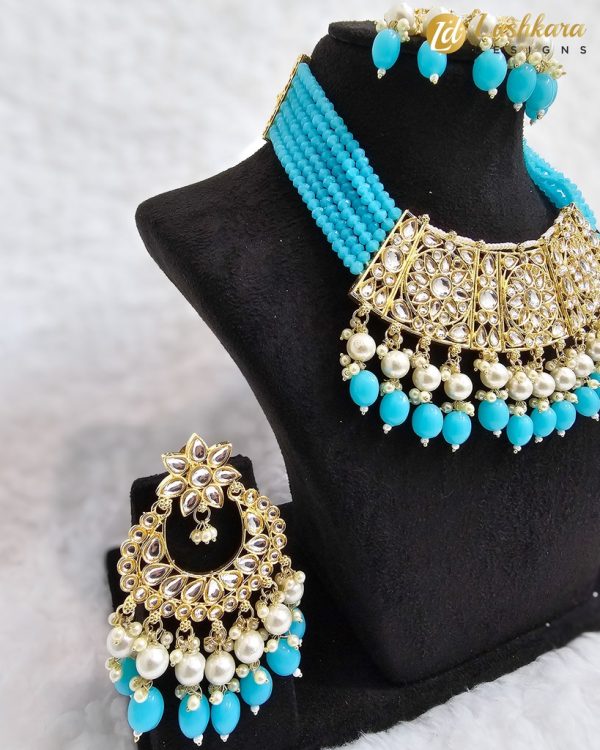 Lushkara Turquoise Beaded Kundan Necklace Set - Image 2