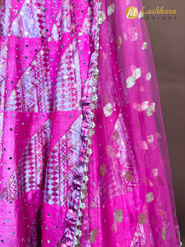 Mirror-Embroidered Geometric Pink Lehenga Set - Image 3