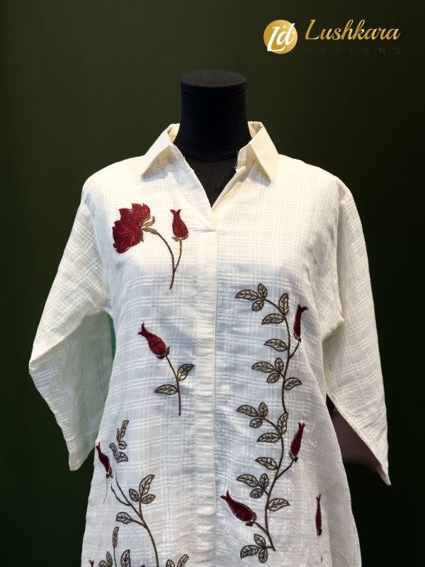 Lushkara White Collared Floral Kurti Set - Image 2