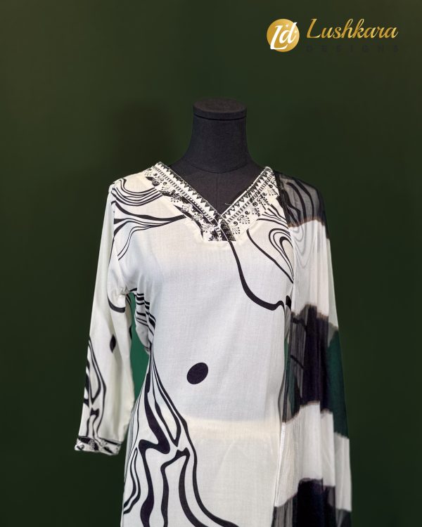Lushkara Abstract Monochrome Salwar Kameez - Image 2