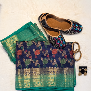 Lushkara Mother’s Day Saree Gift Bundle - Saree, Juttis & Jewelry Set